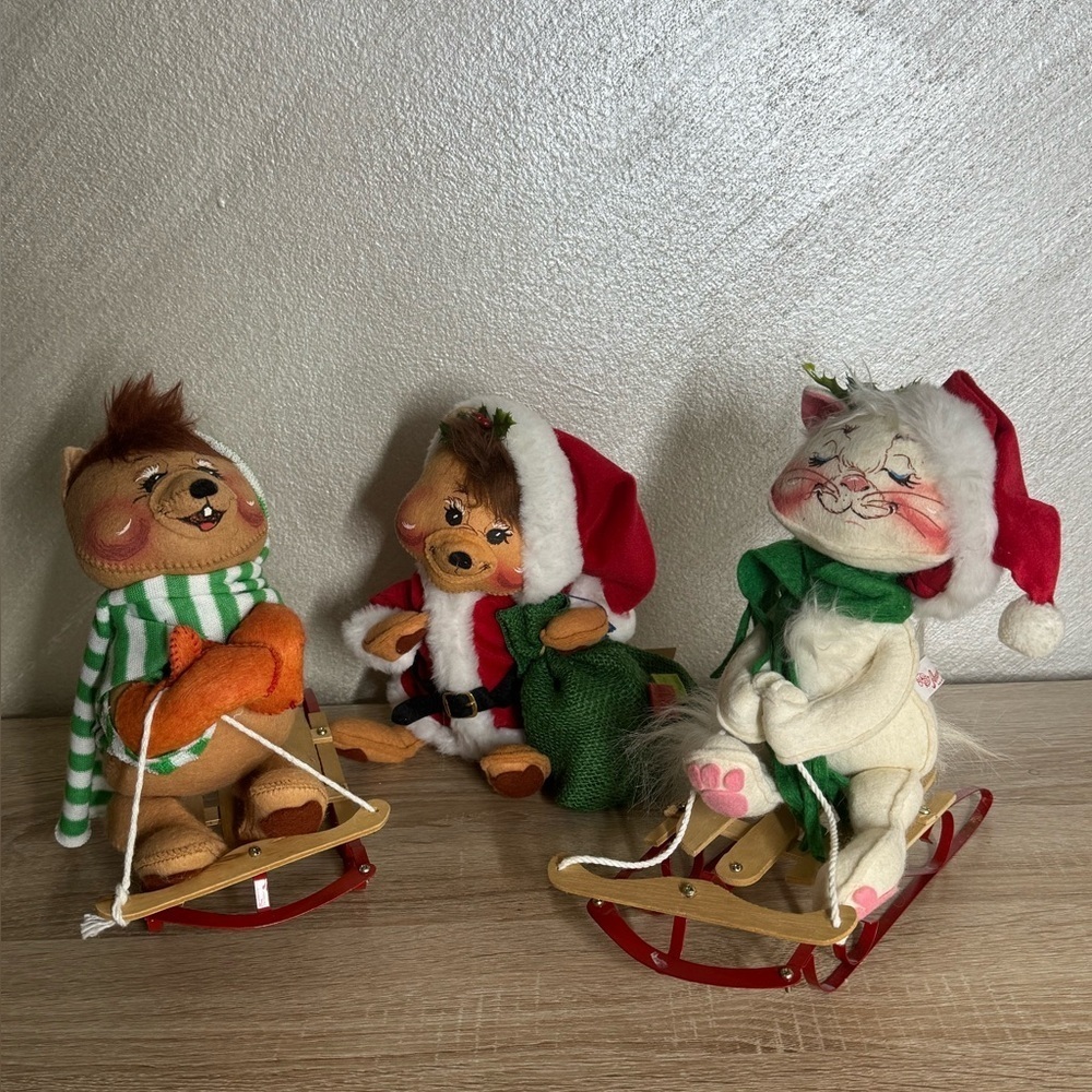 Vintage Annalee Christmas Dolls Set White Cat,Beer in Wood Sled and Santa Bear